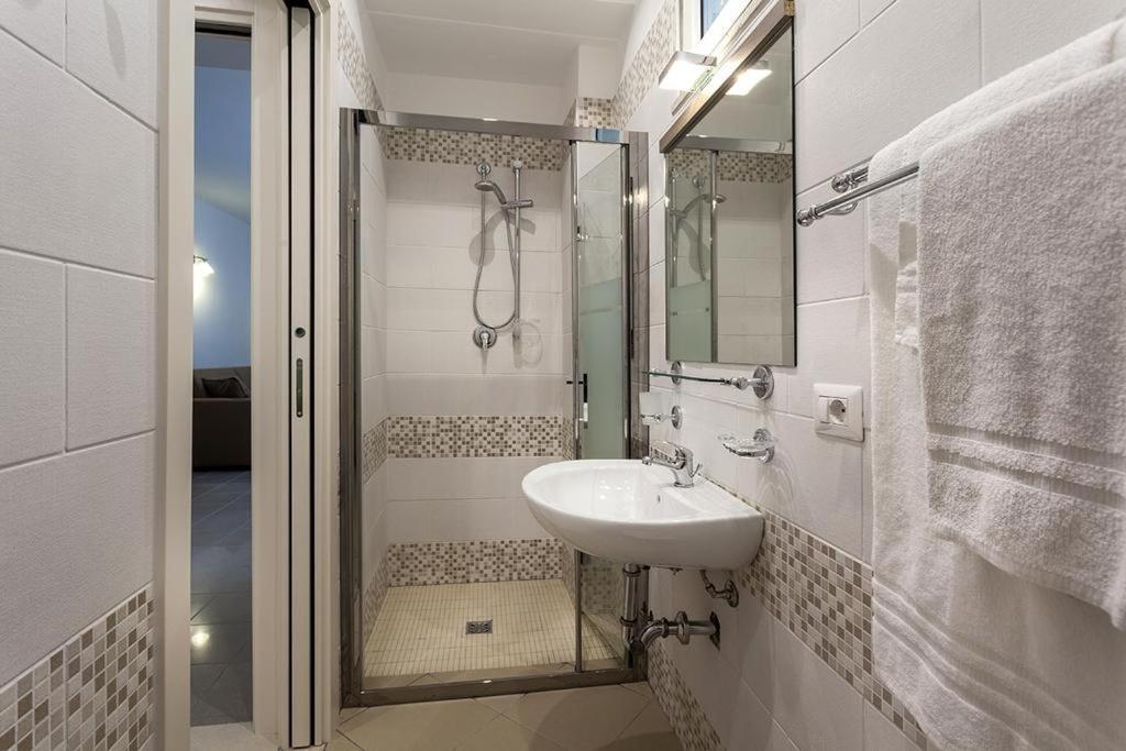 Residence Perla Rimini Ngoại thất bức ảnh