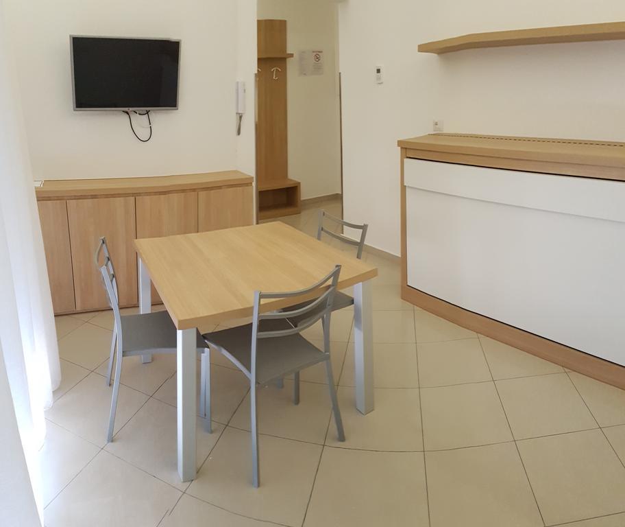 Residence Perla Rimini Ngoại thất bức ảnh